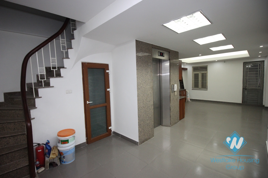 House with 8 floor for rent in Ba Dinh district, Ha Noi City